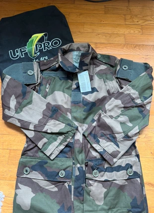 Veste de combat neuve, marque: Armée de Terre, état: Neuf avec étiquette, taille: M, 15,00 €, 16,45 € Protection acheteurs incluse