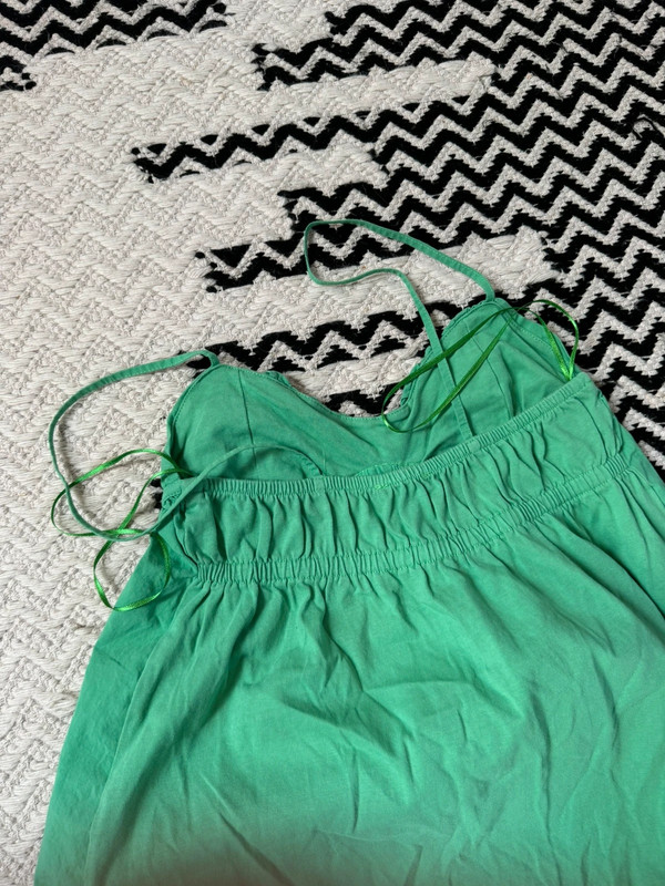 Zielona sukienka Zara 4