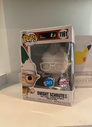 DIY Dwight schrute as elf funko pop, merk: Funko, staat: Heel goed, maat: Universeel, € 15,00, € 16,45 inclusief Kopersbescherming