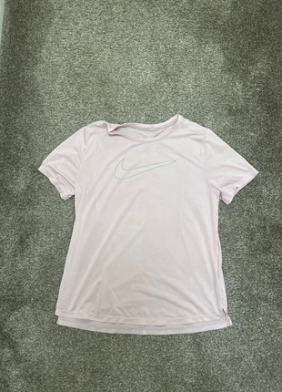 Baby Pink Nike Dri-Fit Active T-shirt SIZE: Kids XL (women’s XS), brand: Nike, condition: Very good, size: XS / 34 / 6, €8.00, €9.10 includes Buyer Protection