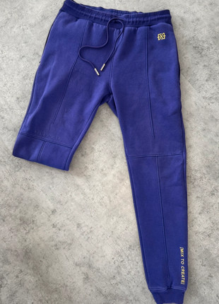 XPLCT jogger paars, marque: XPLCT Studios, état: Bon état, taille: L, 15,00 €, 16,45 € Protection acheteurs incluse