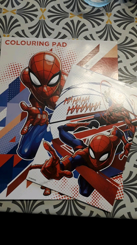 Livre de coloriage Spiderman -  France