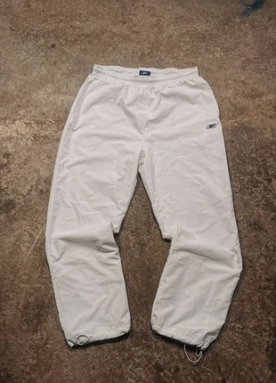Trackpants parachute vintage reebok, marque: Reebok, état: Très bon état, taille: XL, 30,99 €, 33,24 € Protection acheteurs (Pro) incluse