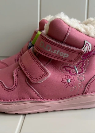 25-ös új Ddstep bélelt bőrcsizma, márka: D.D. Step, állapot: Új, címkékkel, méret: 25, 11,990.00 Ft, 12,870.00 Ft vevővédelemmel