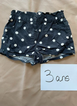 Short à pois, brand: Kiabi, condition: Good, size: 3 years / 98 cm, €2.00, €2.80 includes Buyer Protection