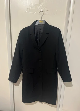 Veste fluide longue noire taille 44, état: Très bon état, taille: XXL / 44 / 16, 8,00 €, 9,10 € Protection acheteurs incluse