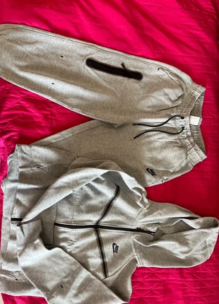 tuta teck nike donna, marke: Nike, zustand: Sehr gut, größe: S, 45,00 €, 47,95 € inklusive Vinted-Käuferschutz