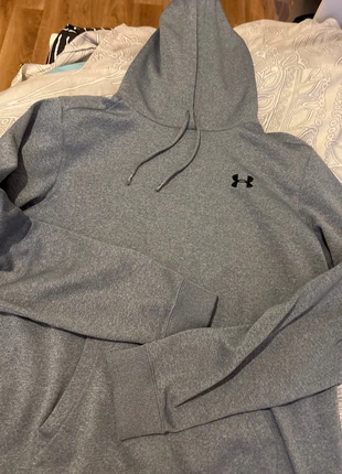 Pull Under Armour, marque: Under Armour, état: Bon état, taille: M, 18,00 €, 19,60 € Protection acheteurs incluse