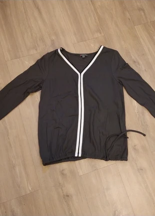 Blouse street one 36 jamais portée (voir site ci dessous pour la voir portée et couleur réelle !) , marque: Street One, état: Neuf sans étiquette, taille: S / 36 / 8, 3,00 €, 3,85 € Protection acheteurs incluse