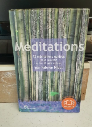 CD de 12 Méditations guidées par Fabrice Midal dans son coffret, staat: Nieuw zonder prijskaartje, € 16,00, € 17,50 inclusief Kopersbescherming