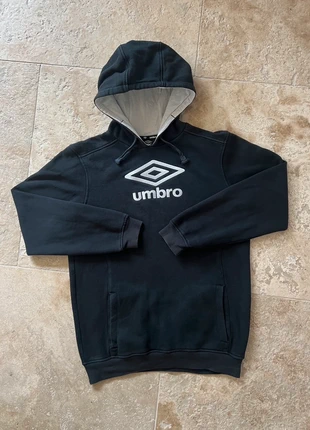 Sweat à capuche Umbro brodé vintage noir blanc homme, marque: Umbro, état: Bon état, taille: S, 14,00 €, 15,40 € Protection acheteurs incluse