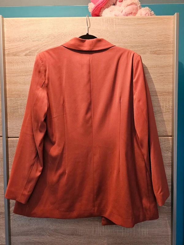 Veste tailleur - photo numéro 2