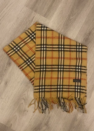 Burberrys, merk: Burberrys, staat: Heel goed, € 20,00, € 21,70 inclusief Kopersbescherming