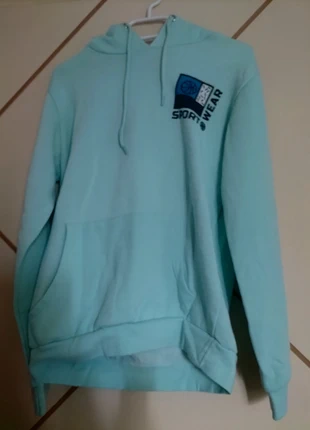 Sweat à vous bleu clair, marque: Collection U, état: Très bon état, taille: M, 1,00 €, 1,75 € Protection acheteurs incluse