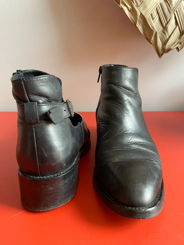 Bottines cuir noir - photo numéro 2