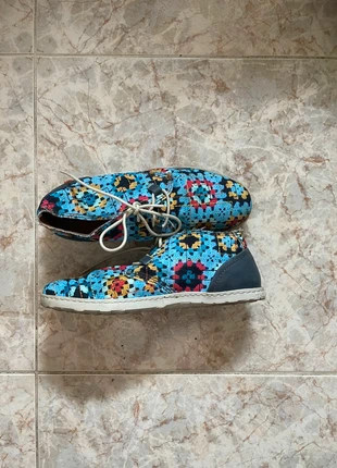 The art Company Shoes- Blue, Red, Yellow and White - Size 38, marca: Art, estado: Muito bom, tamanho: 38, €17.49, €19.06 inclui Proteção do Comprador