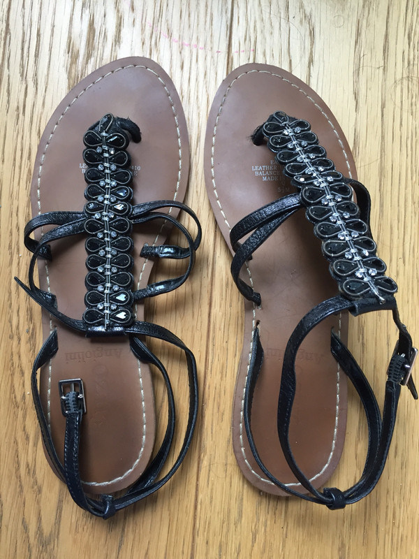 Sandales noires strass plates 1