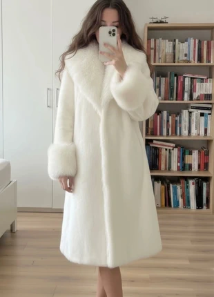 Manteau en fausse fourrure long blanc femme style élégant,chic taille S, brand: Wheldam, condizioni: Ottime, taglia: S / IT 40 / EU 36, €61.90, €65.70 include la Protezione acquisti Pro