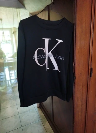 Pull sweat Calvin Klein noir vintage M/38 y2k, marque: Calvin Klein, état: Très bon état, taille: M / 38 / 10, 10,00 €, 11,20 € Protection acheteurs incluse