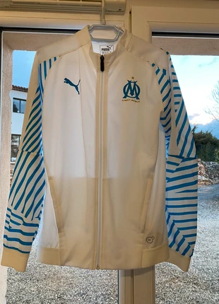 Veste OM, merk: Puma, staat: Heel goed, maat: 15 jaar / 170 cm, € 17,00, € 18,55 inclusief Kopersbescherming