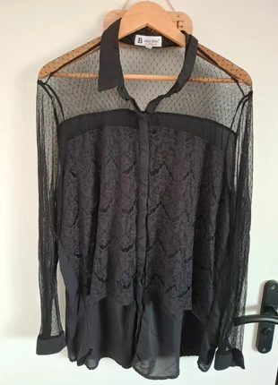 Chemisier transparent et dentelle, marque: Lady Belle, état: Très bon état, taille: 5XL / 50 / 22, 6,00 €, 7,00 € Protection acheteurs incluse