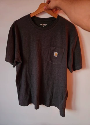 T-shirt Carhartt - Gris - L, merk: Carhartt WIP, staat: Heel goed, maat: L, € 20,00, € 21,70 inclusief Kopersbescherming