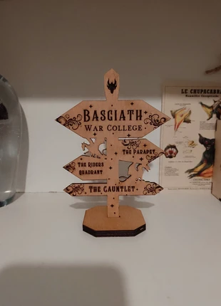 Mini panneau sur pied Fourth Wing, état: Très bon état, 13,00 €, 14,35 € Protection acheteurs incluse