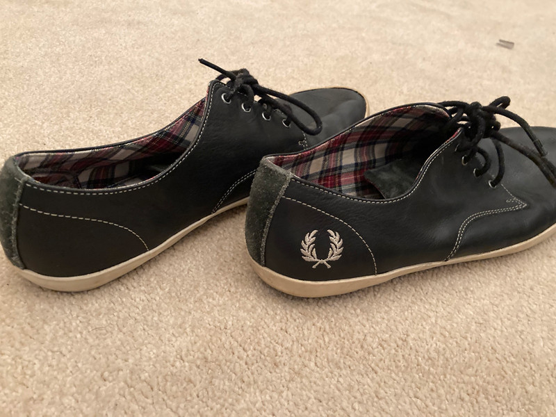 Fred perry sales trainers size 10