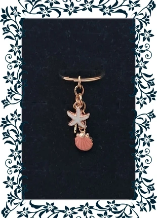 Porte clé doré et rose coquillage neuf, marke: Inconnu, zustand: Neu, 4,00 €, 4,90 € inklusive Vinted-Käuferschutz