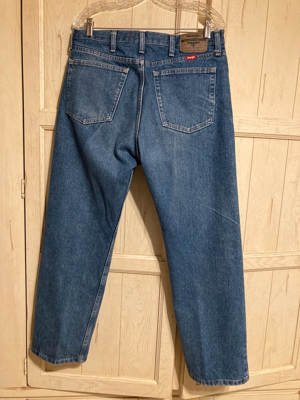 Men’s Wrangler Blue Jeans 34x29 (2 Pairs) 3