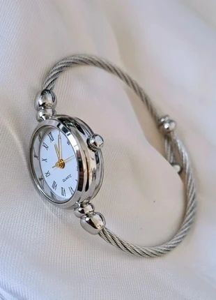 Montre vintage Quartz argenté, brand: Quartz, condizioni: Nuovo con cartellino, taglia: Fino a 30 mm, €6.00, €7.00 include la Protezione acquisti Pro