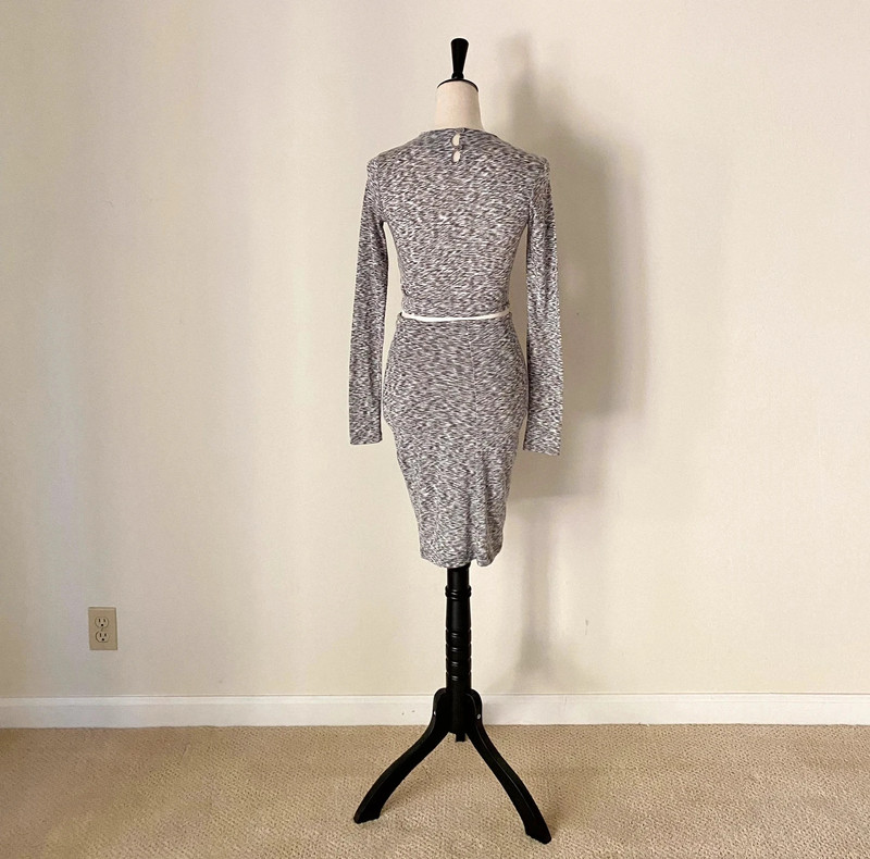 Blanc Skirt Long Sleeved Top Grey 4