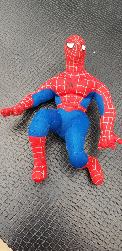 Peluche Spider-Man