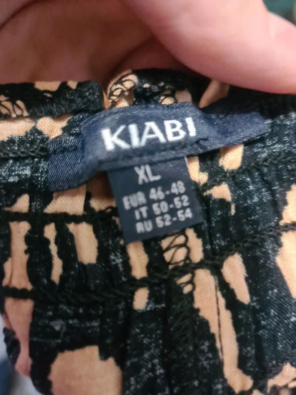 Hauts kiabi motif 3