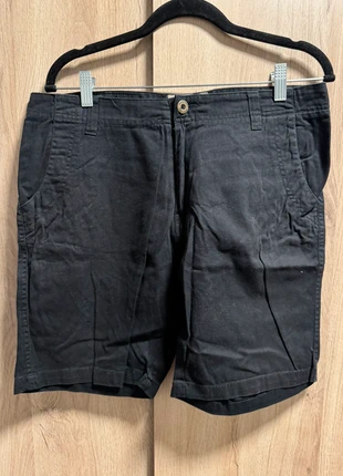 Short Frank Ferry Noir – Taille 33 – Chic & Confortable, brand: Frank Ferry, condition: Very good, size: M, €3.00, €3.85 includes Buyer Protection