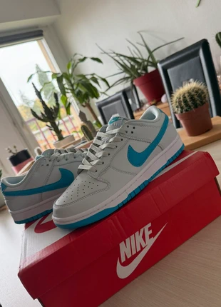 Dunk Low nike SB bleue ciel 42,5 neuve, marque: Nike, état: Neuf sans étiquette, taille: 42,5, 75,00 €, 79,45 € Protection acheteurs incluse