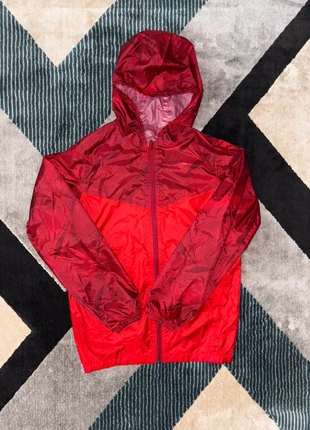 Veste imperméable K-way quechua rouge, brand: Quechua, condition: Very good, size: 10 years / 140 cm, €8.00, €9.10 includes Buyer Protection