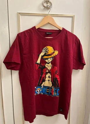 Red One Piece Japanese Graphic T Shirt, brand: OnePiece, condition: Very good, size: M, £10.00, £11.20 includes Buyer Protection