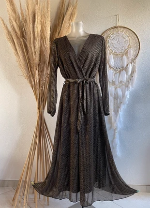 Robe longue habillée noir marron doré taille 38 40, marke: Robe, zustand: Sehr gut, größe: L / 40 / 12, 39,99 €, 42,69 € beinhaltet Vinted-Käuferschutz Pro
