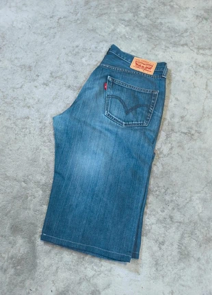 short en jean levi's bleu délavé (Taille W34), brand: Levi Strauss & Co., condition: Very good, size: W34, €16.00, €17.50 includes Buyer Protection Pro