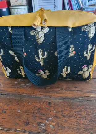 Valisette multi usages, fait main, neuf sans etiquette. , brand: Fait Main, condizioni: Nuovo senza cartellino, €15.00, €16.45 include la Protezione acquisti