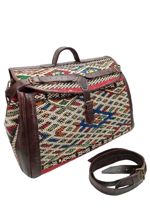 Grand sac de voyage en cuir véritable Motif Kilim, marque: Fabrication Artisanale, état: Très bon état, 210,00 €, 221,20 € Protection acheteurs (Pro) incluse