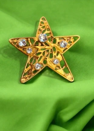 80s Large Modernist Star Brooch, brand: Reclaimed Vintage, condition: Very good, £14.99, £16.44 includes Buyer Protection