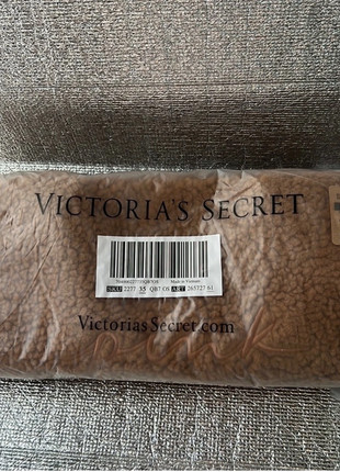 Victoria's Secret Sherpa Plush Fleece Throw Blanket for Sale in