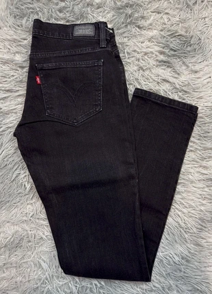 Jean too superlow taille basse noir women femme Levi's taille W30 x L32 JLM064, merk: Levi's, staat: Heel goed, maat: L / 40 / 12, € 19,25, € 20,91 inclusief Kopersbescherming Pro