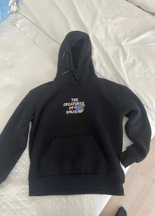 felpa nera con stampa colorata, marque: Alcott, état: Neuf sans étiquette, taille: S / 36 / 8, 4,70 €, 5,64 € Protection acheteurs incluse