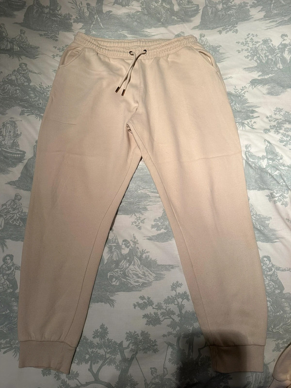 F&f hot sale tracksuit bottoms