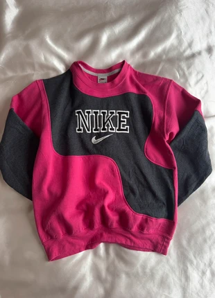 Vintage reworked Nike sweater M, marque: Nike, état: Très bon état, taille: M / 38 / 10, 44,00 €, 46,90 € Protection acheteurs incluse