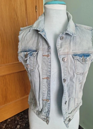 😊 Chaleco vaquero Zara mujer, marque: Zara, état: Très bon état, taille: M / 38 / 10, 6,00 €, 7,00 € Protection acheteurs incluse
