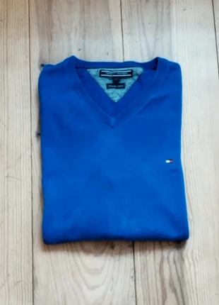 Pull classique Col V Tommy Hilfiger Bleu - 100% cotton premium - Taille M - Année 2015, merk: Tommy Hilfiger, staat: Heel goed, maat: M, € 19,90, € 21,60 inclusief Kopersbescherming